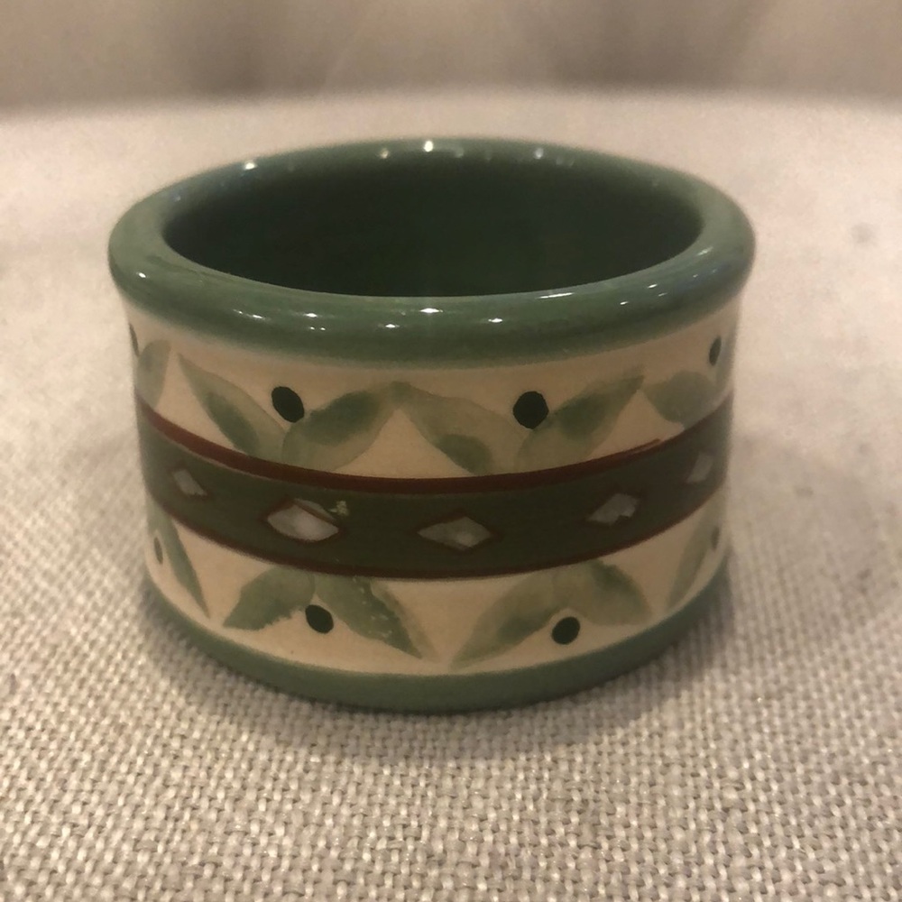Retro Colorful Ceramic Napkin Rings Set - Picture 5 of 5